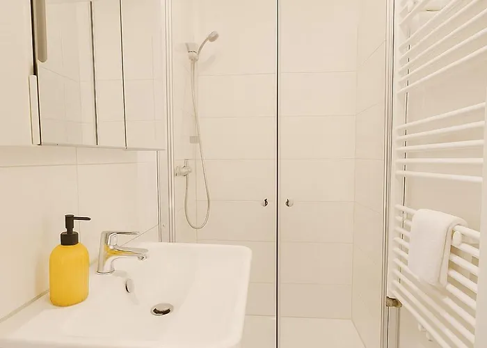 Airport Messe Hotel 3*