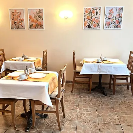 Hotel Messeschlaf