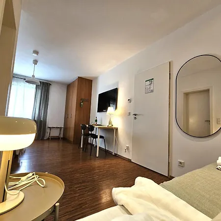 Hotel Messeschlaf 3*