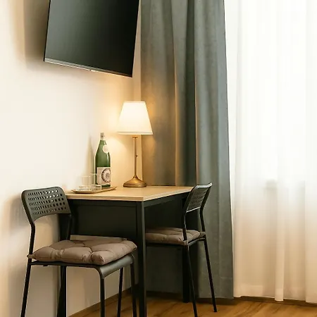 Airport Messe מלון