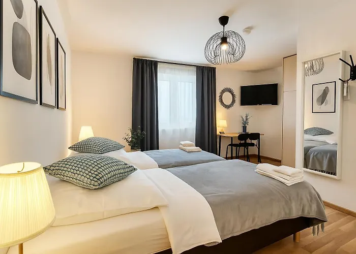 Otel Airport Messe 3*