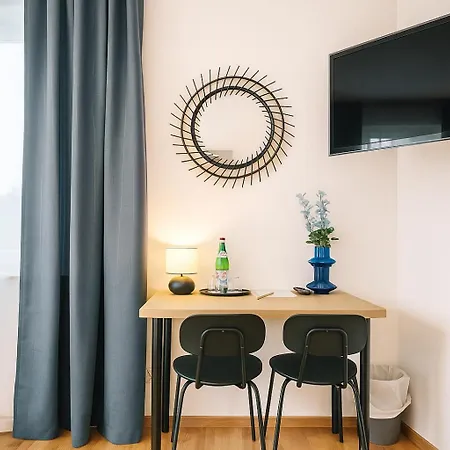 Airport Messe Hotel 3*