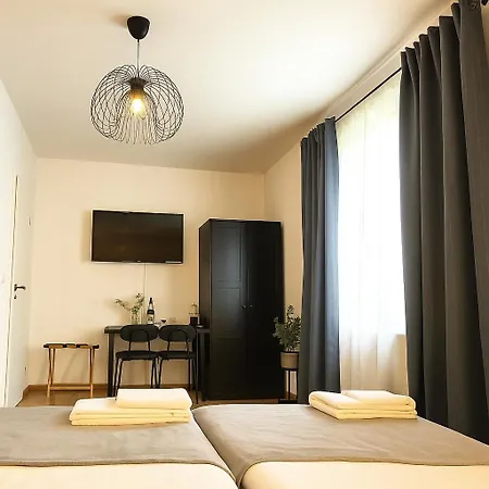 Airport Messe Hotel 3*