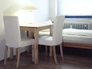 Hotel Airport Messe 3*