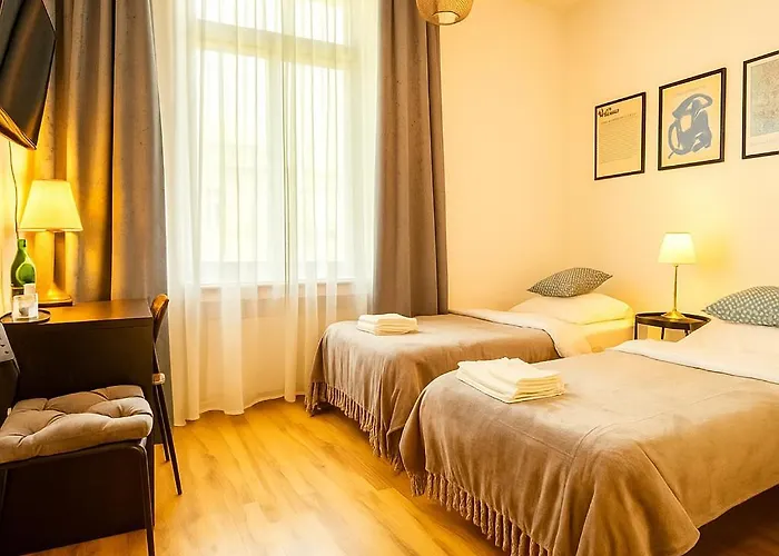 Airport Messe Hotel 3*