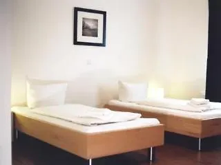 Otel Airport Messe Düsseldorf